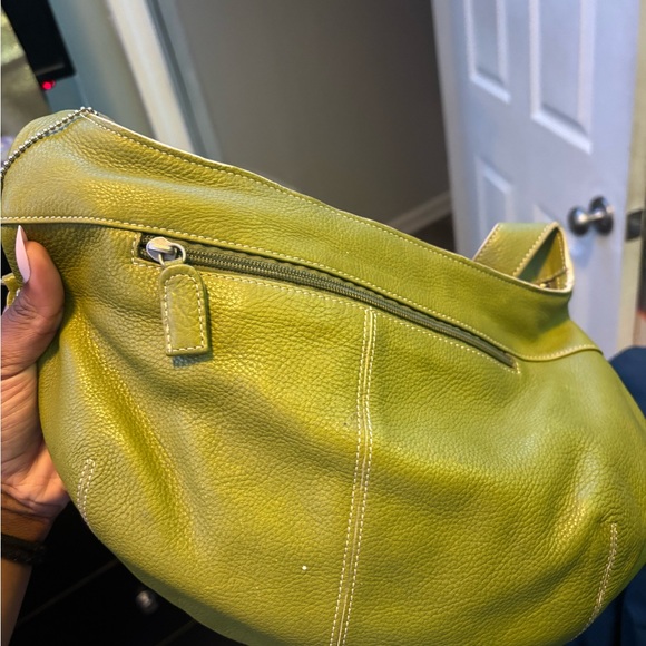 Stylish Green Leather Hobo Bag - Picture 2 of 4